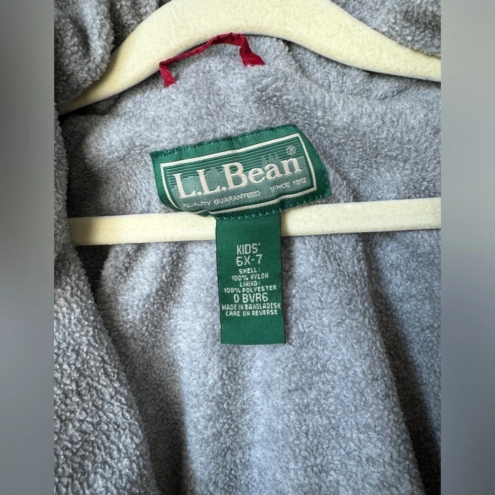 Vintage L.L. Bean boys windbreaker jacket fleece lined hoodie waterproof pockets